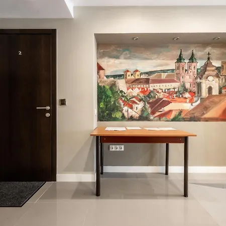 Hellowine Διαμέρισμα Έγκερ